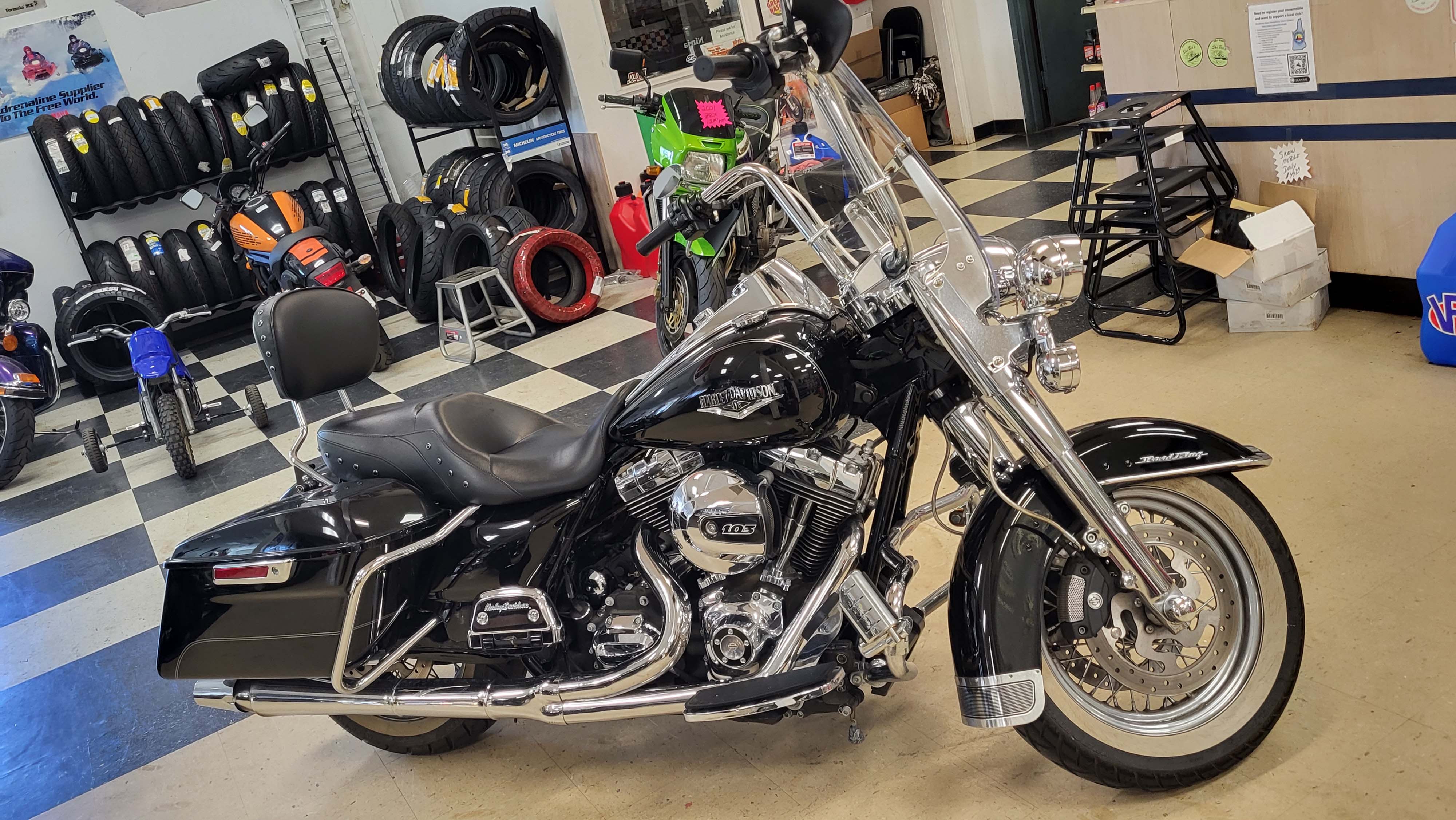2015 Harley Davidson FLHR Road King